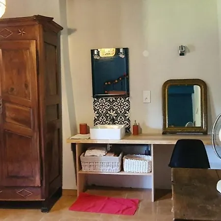 بيت للعطل La Ferme Du Chateau