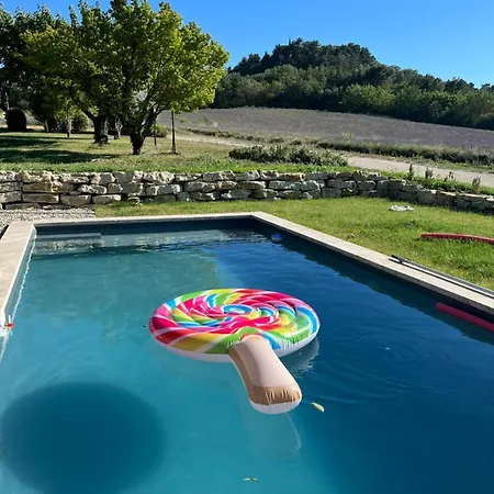 بيت للعطل La Ferme Du Chateau